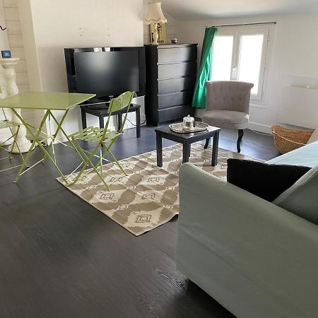 Apartament Chez Emmanuel Saintes Zewnętrze zdjęcie