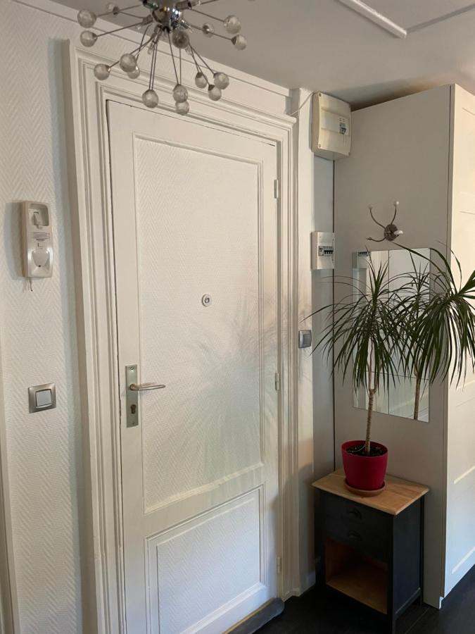 Apartament Chez Emmanuel Saintes Zewnętrze zdjęcie