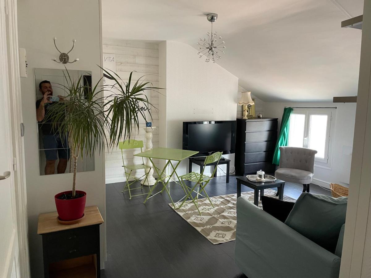 Apartament Chez Emmanuel Saintes Zewnętrze zdjęcie
